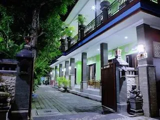 Budha's Pensión *